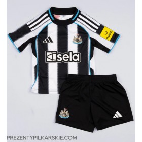 Stroje piłkarskie Newcastle United Alexander Isak #14 Koszulka Podstawowej dla dzieci 2025-26 Krótki Rękaw (+ szorty)